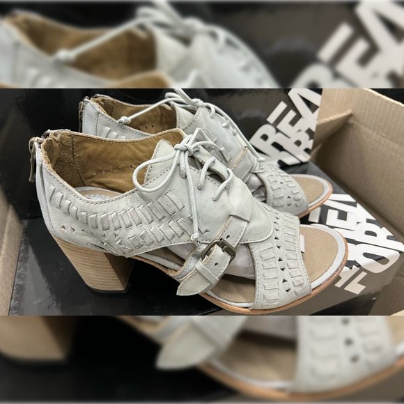 Leather Sandal Baby Blue with straps and buckle - Picture 4 of 4